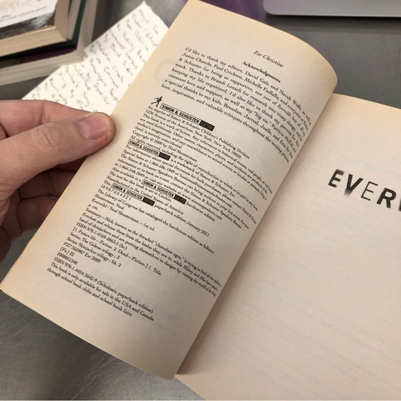 The Skinjacker Trilogy: Book 2 Everwild by: Neal Shusterman, paperback book - Picture 2 of 6